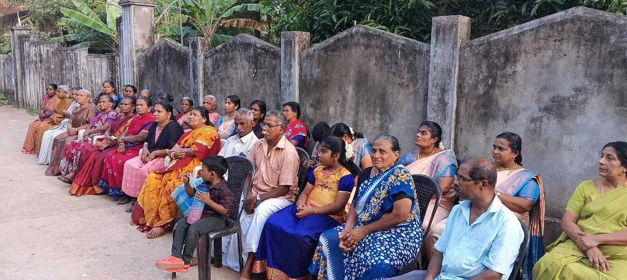சமூக பொதுநல இயக்கமக்கள் சந்திப்பு-மேல்பாறை கிராமத்தில் நடந்தது.