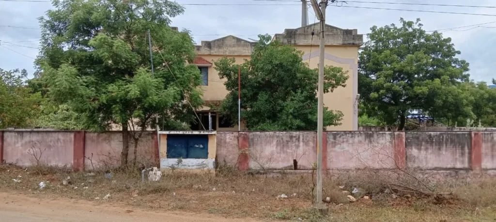 ஆரல்வாய்மொழியில் கைவிடப்பட்ட அரசு மாணவர் விடுதி அமைப்பு