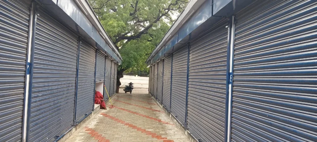 Complaint by community welfare movement on shop allocation irregularities in Vallioor market