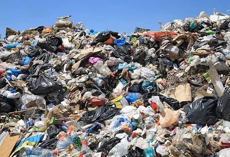 Kuppai Eri Ulaila Central Government decision, Samooga Pothunala Iyakkam Opposes