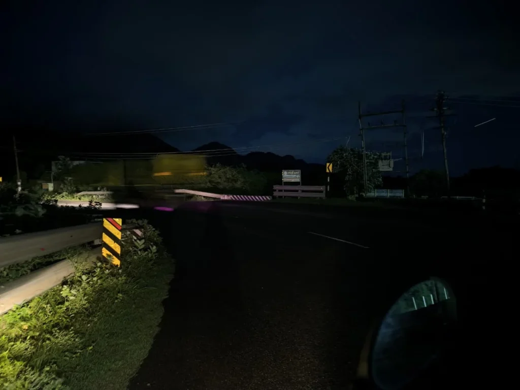 Chenbagaramanpudur road, no streetlights, public grievance, social welfare complaint