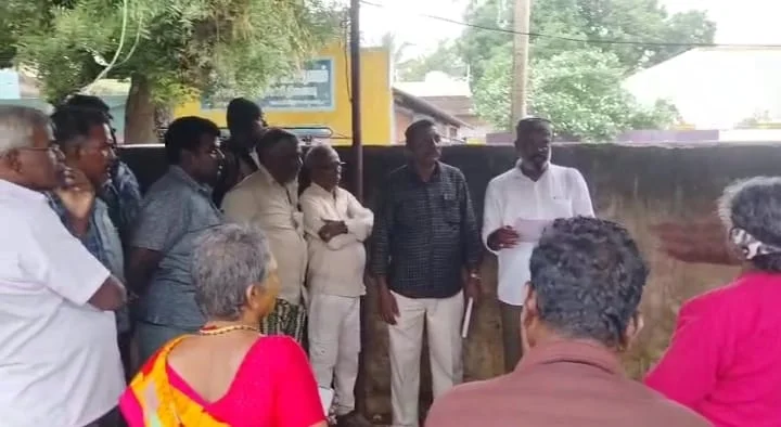 Valliyur-il Samooga Podhunala Iyakkam Saardhil Nadandha Makkal Sandhippu