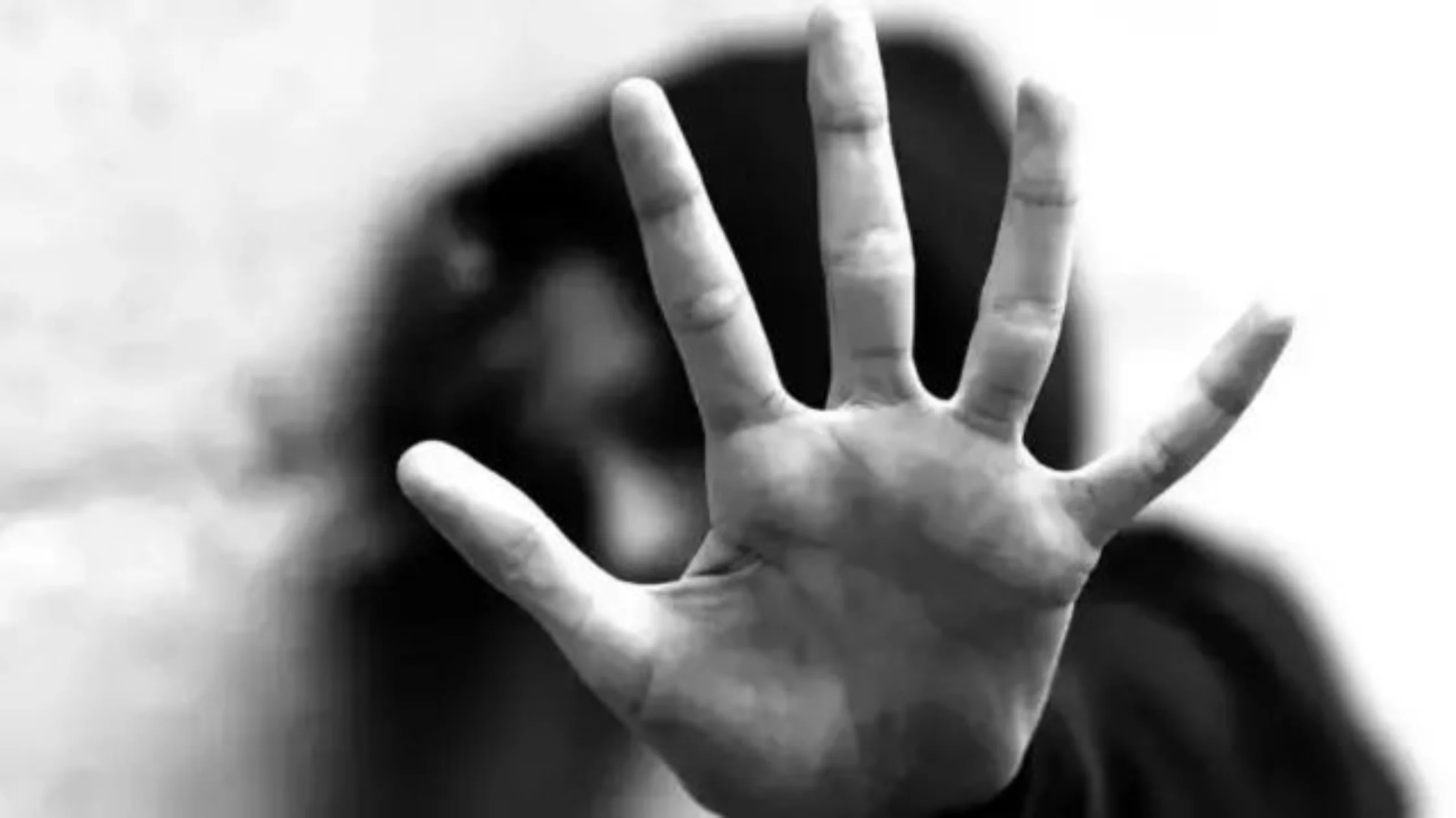 தூத்துக்குடி அருகே பள்ளி மாணவி பாலியல் வன்கொடுமைக்கு உள்ளாகி கொலை செய்யப்பட்ட சம்பவம் குறித்து சமூக அமைப்புகள் கண்டனம்