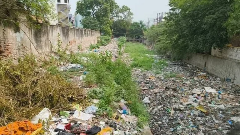 மதுரையில் ஆறாக இருந்து கழிவுநீர் சேறாக மாறிய கிருதுமால் நதி – சமூக பொதுநல இயக்கம் குற்றச்சாட்டு-